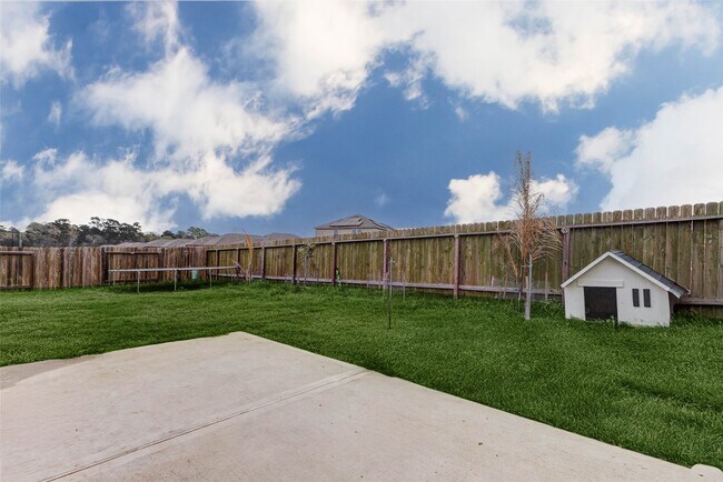 Building Photo - 22127 Roxanne Field Ln