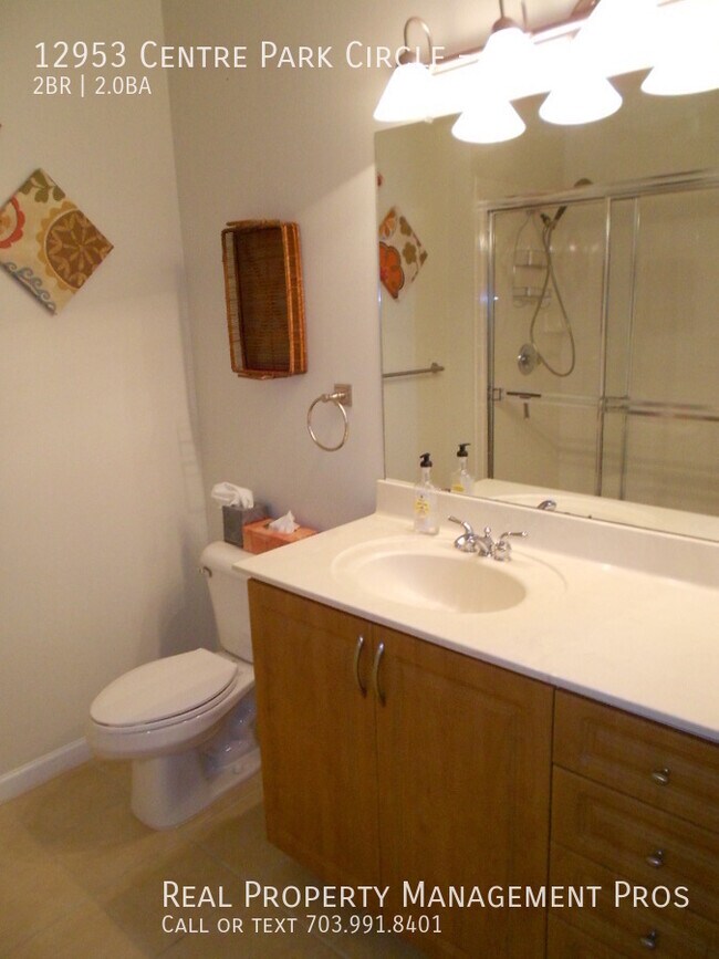 Building Photo - 12953 Centre Park Cir