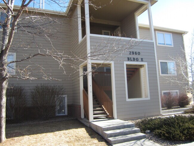 Building Photo - Beautiful 2 Bedroom, 1 Bathroom Condo Freshly Painted and New Carpet by Horsetooth Reservoir in F...