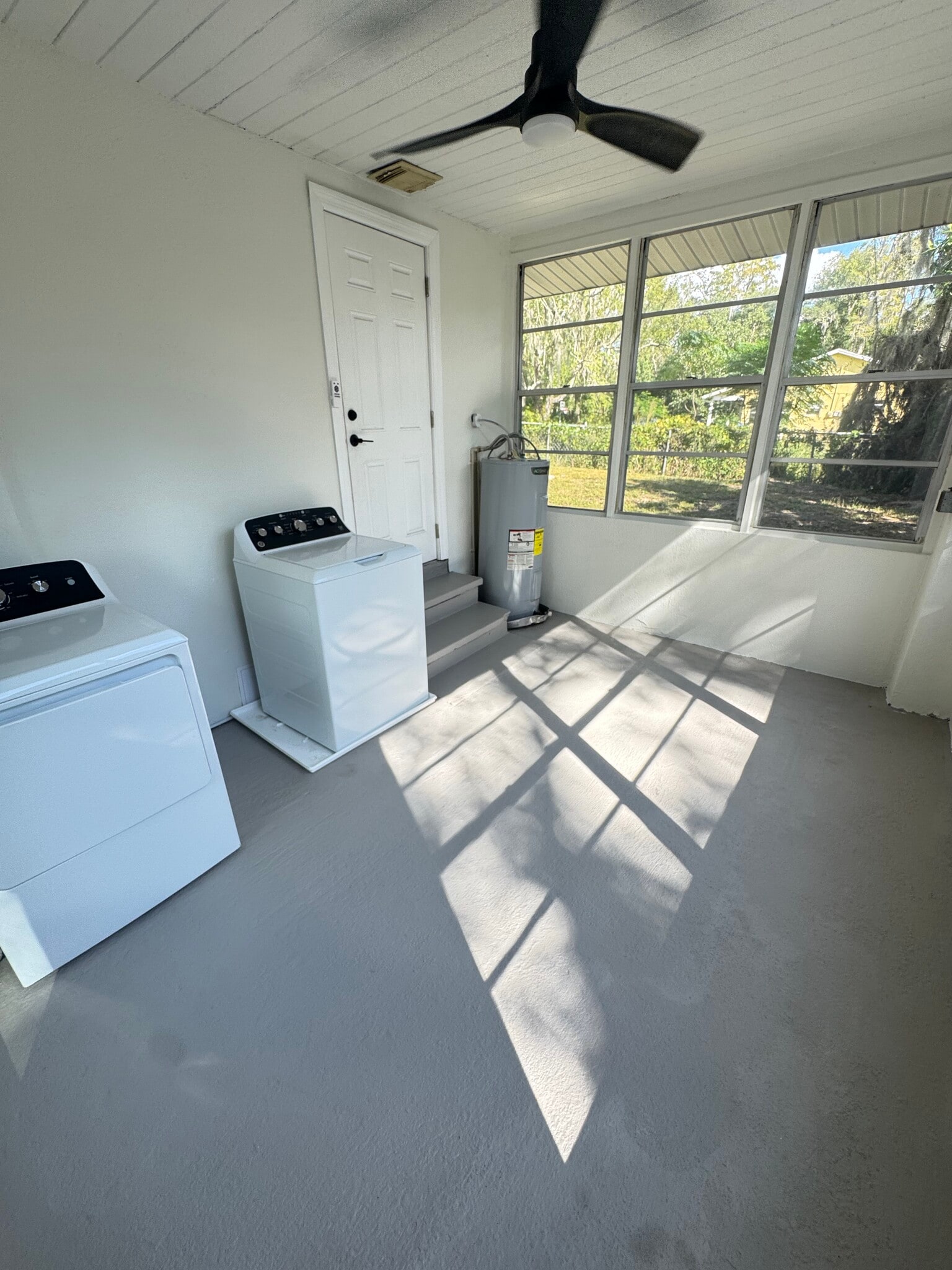 Building Photo - 19021 2nd St NE