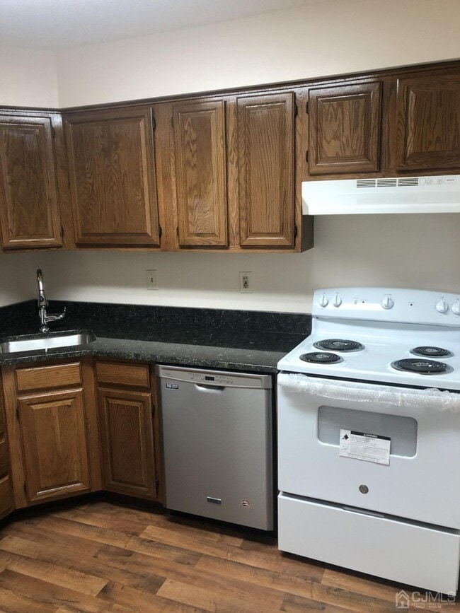 Building Photo - 1019 Ravens Crest Dr