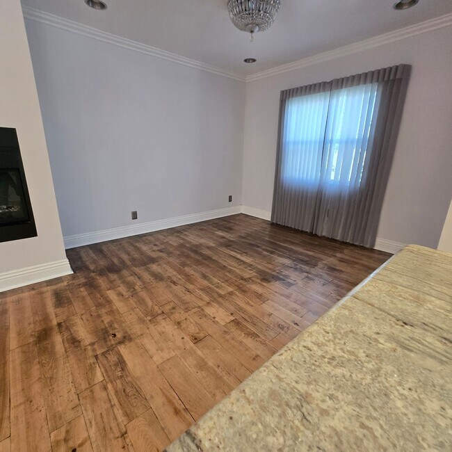 Building Photo - “Spacious West LA 3-Bedroom Home with Private Backyard & Modern Upgrades