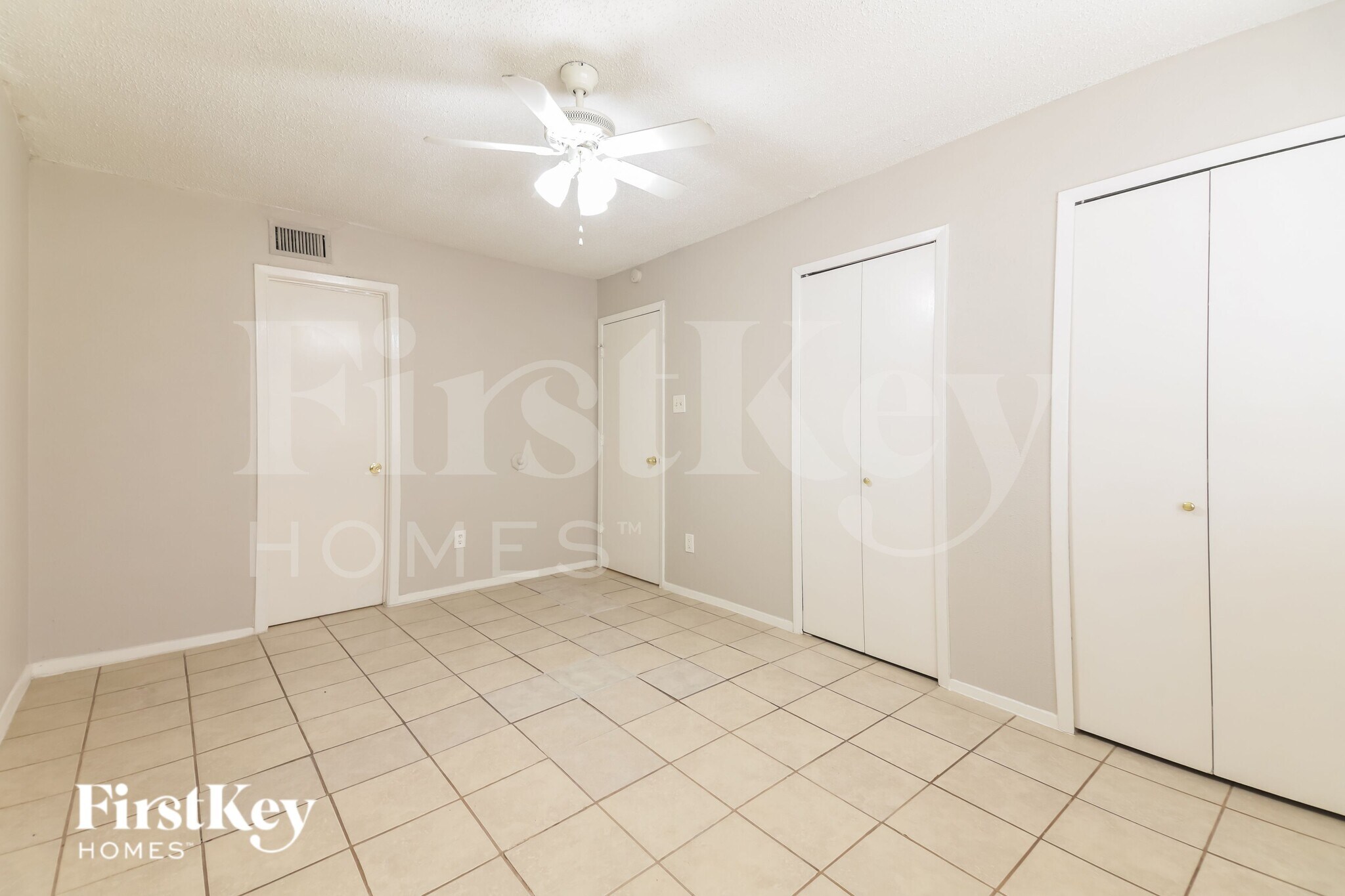Building Photo - 1205 Colony Dr