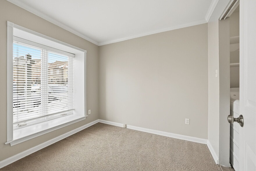 Building Photo - 6701 Washington Blvd