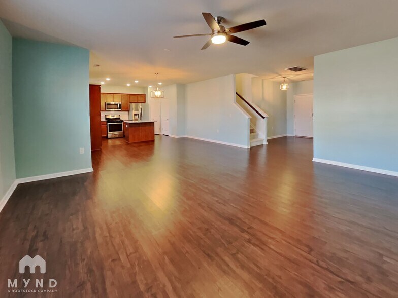 Building Photo - 2101 Attend Xing