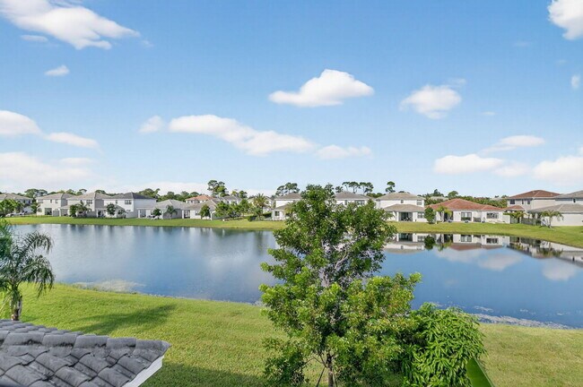 Building Photo - 7303 Estero Dr