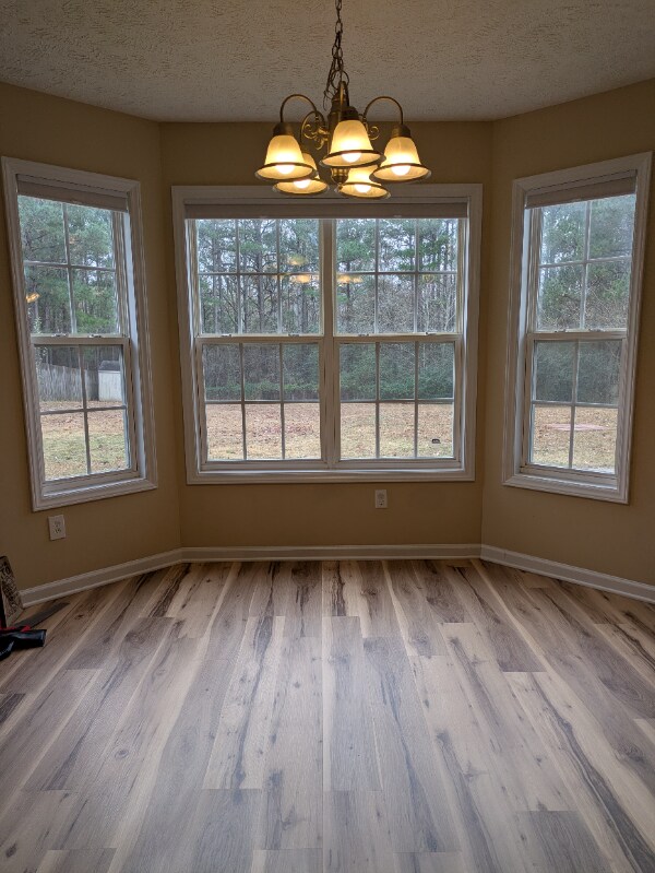 Building Photo - 361 Americana Dr