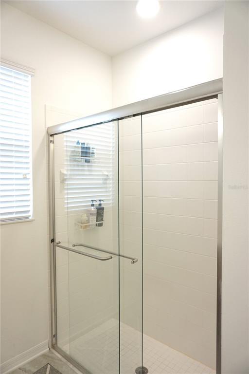 Building Photo - 5732 Newberry Pnes Ave