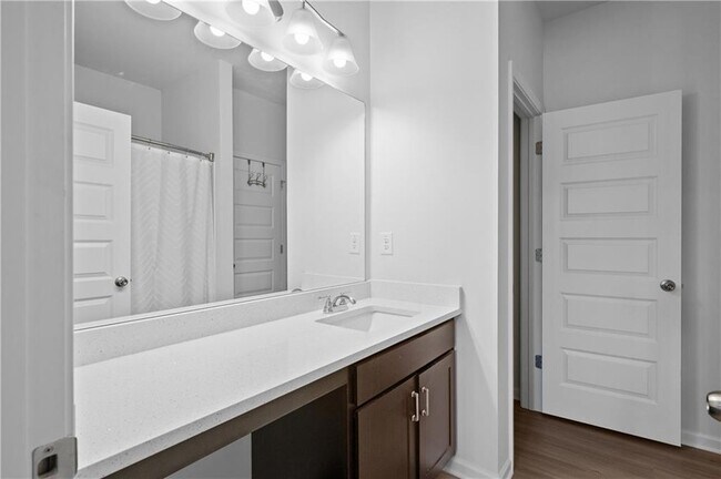 Building Photo - 229 Dupont Dr