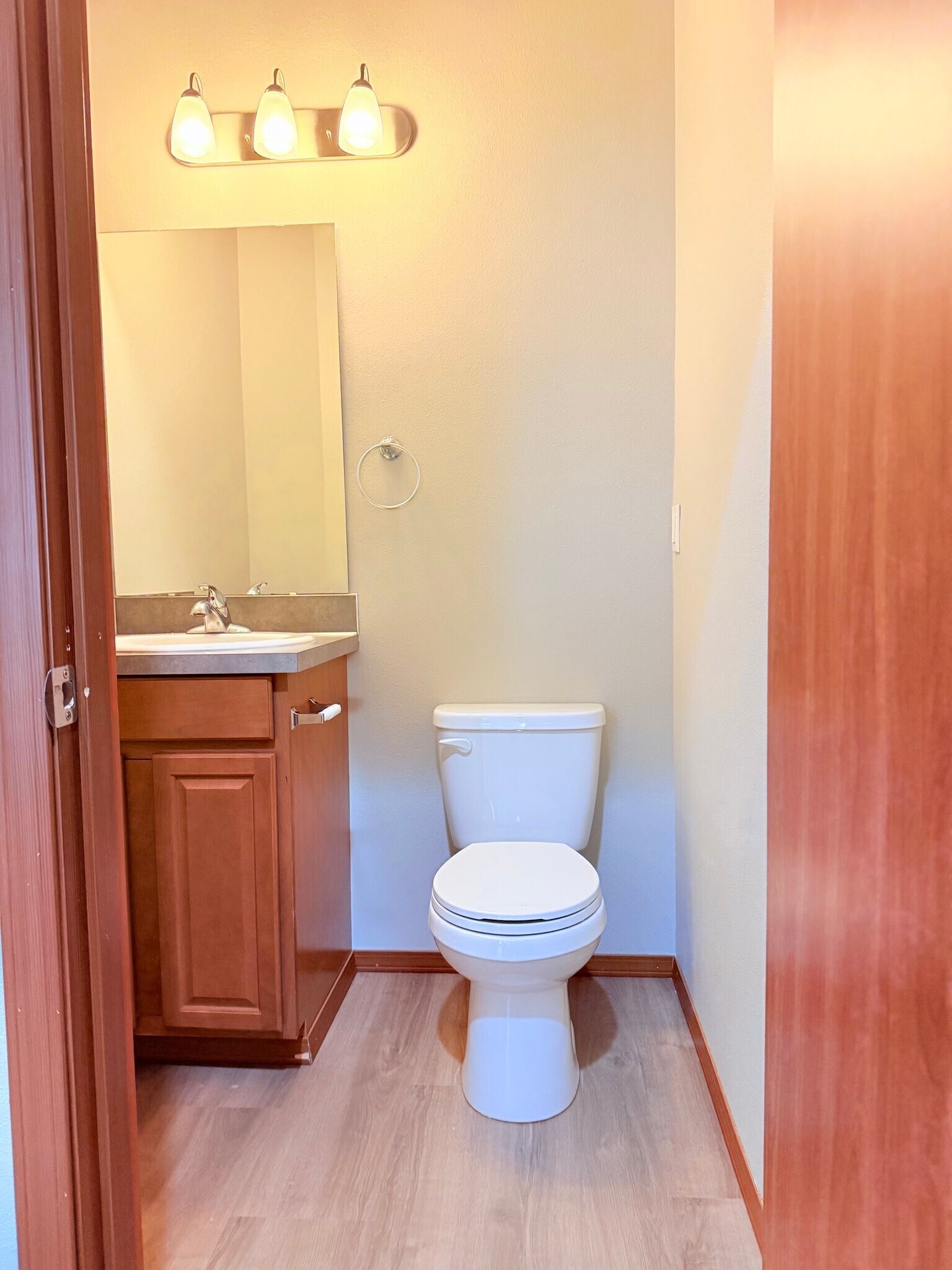 Building Photo - 4337 S Cedar St