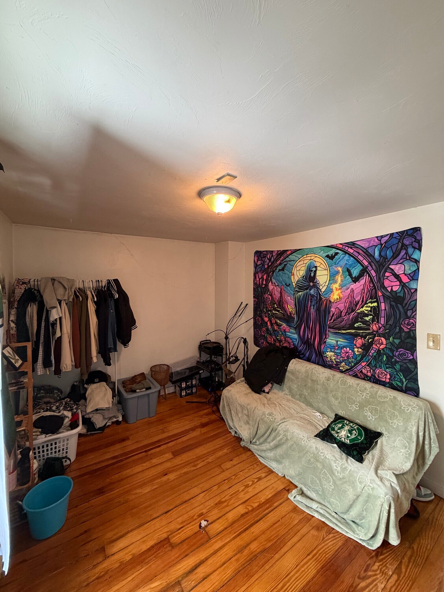 Building Photo - 66 Pleasant St