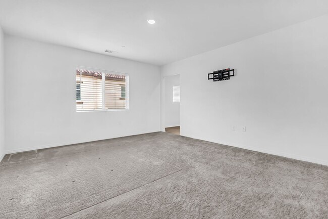 Building Photo - 19132 Ash Grv St