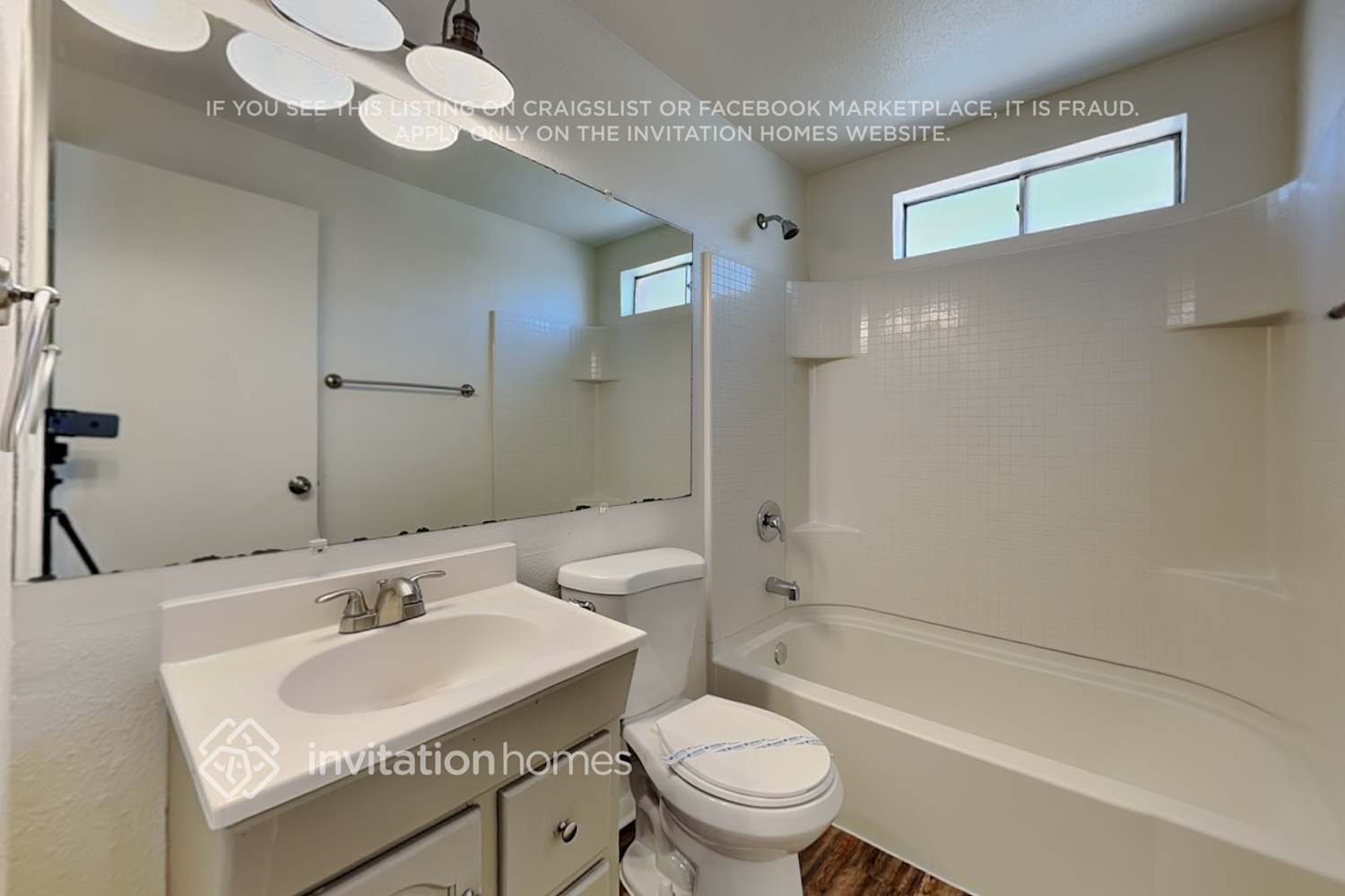 Building Photo - 5523 W Mission Ln