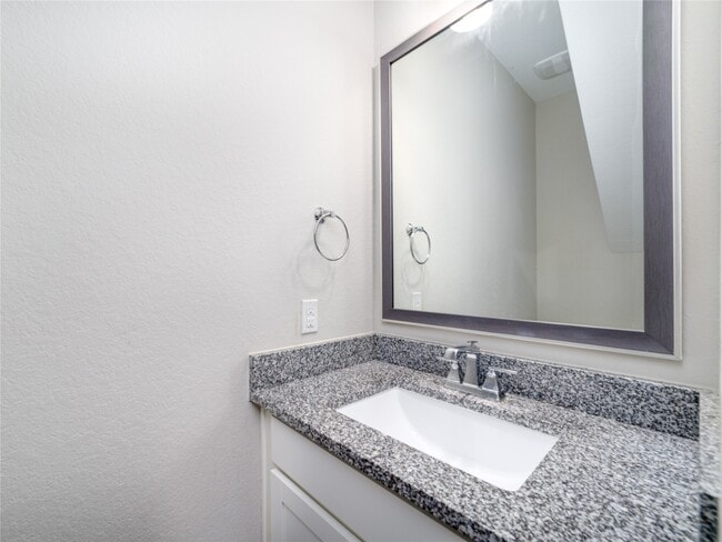 Building Photo - 18235 Winding Willow Oak Way