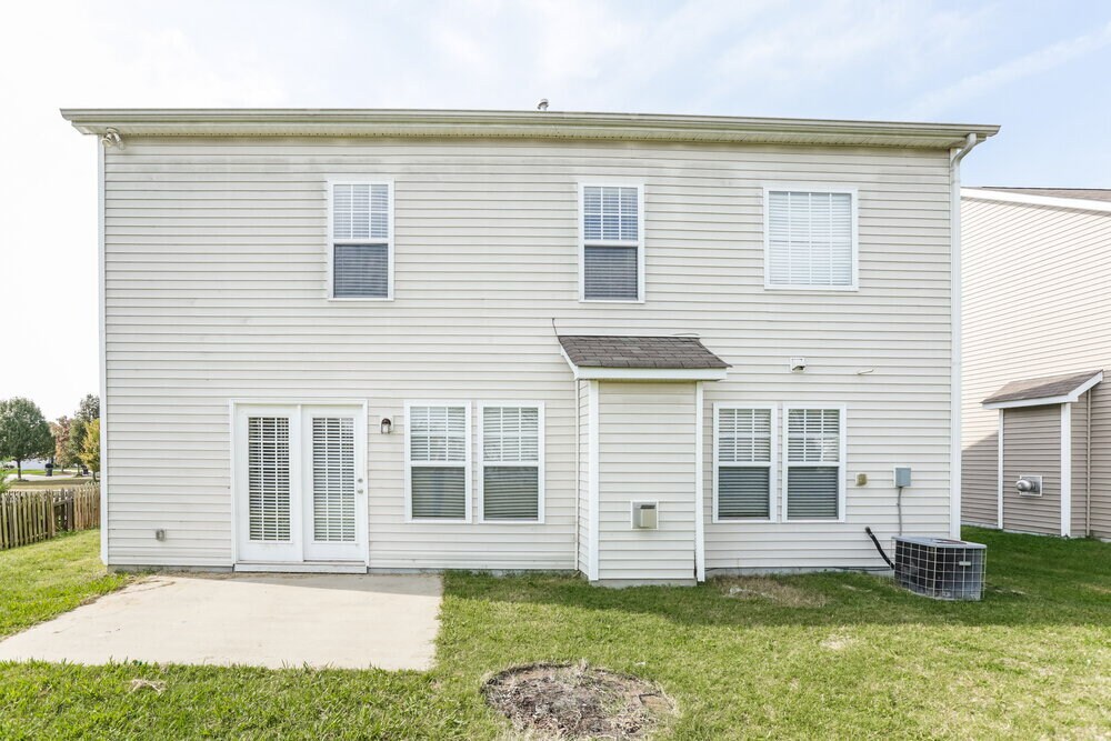 Building Photo - 13515 Stones Landing St