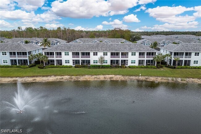 Building Photo - 2555 Seychelles Dr