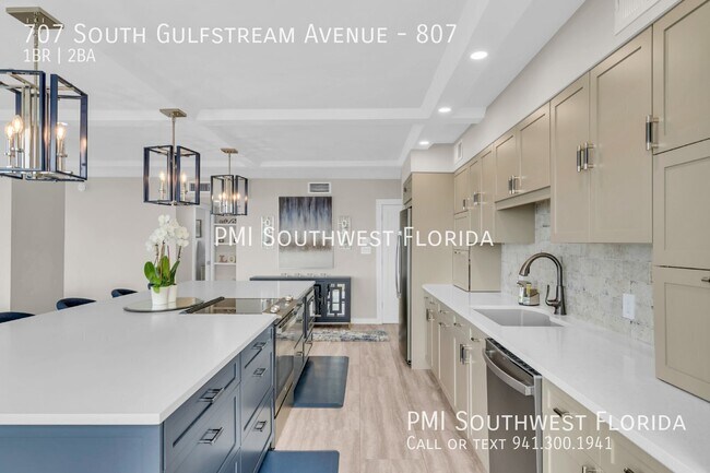 Building Photo - 707 S Gulfstream Ave