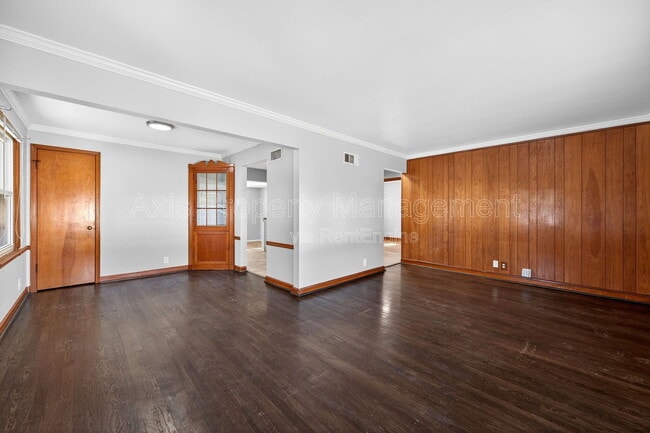 Building Photo - 1414 Comet Dr