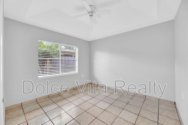 Building Photo - 1329 Shufford St