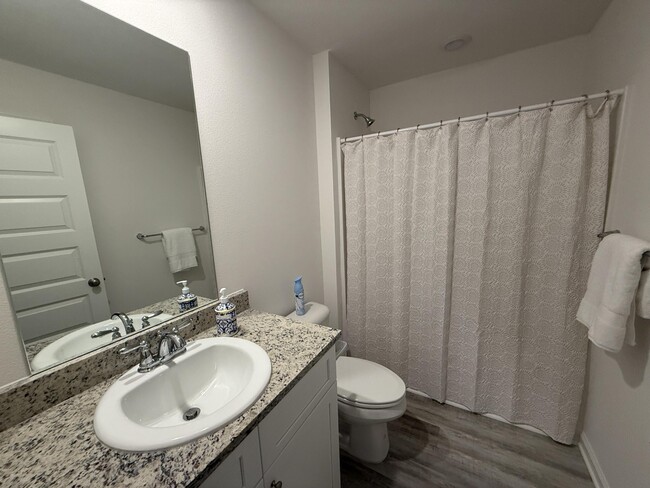Building Photo - 225 Gray Owl Dr
