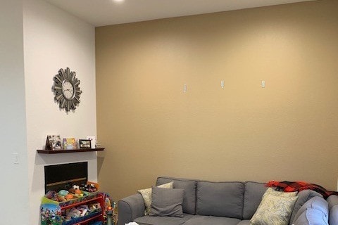 Building Photo - 6442 Vineland Ave