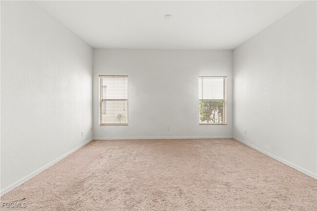 Building Photo - 9240 Gladiolus Preserve Cir