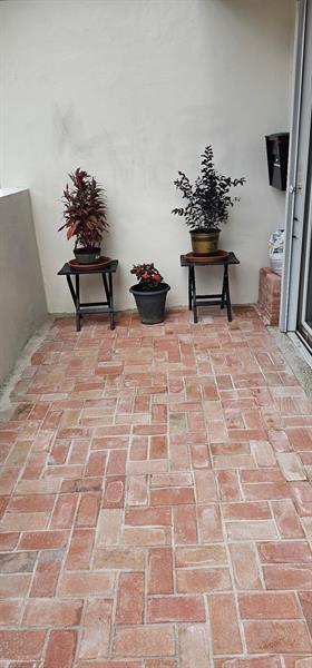 Building Photo - 3200 Coral Springs Dr