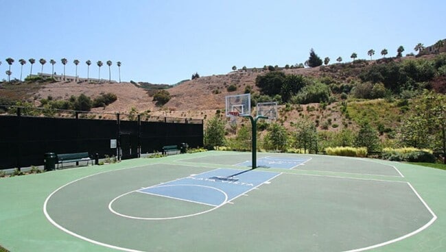 Building Photo - 6020 Seabluff Dr