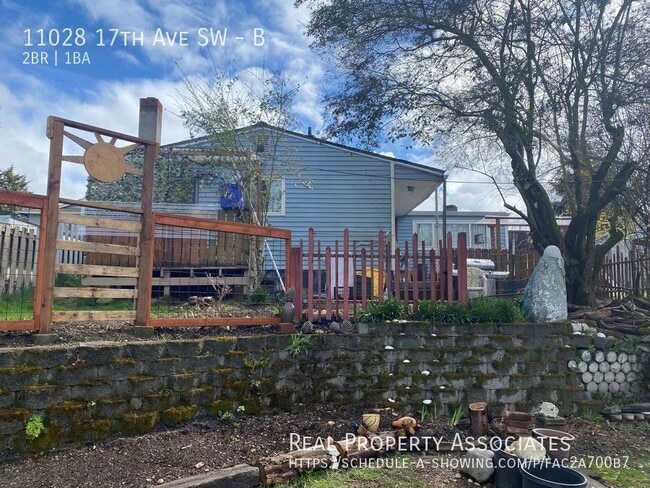 Building Photo - 11028 17th Ave SW