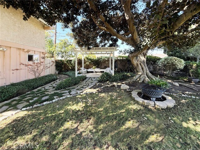 Building Photo - 18301 Patterson Ln