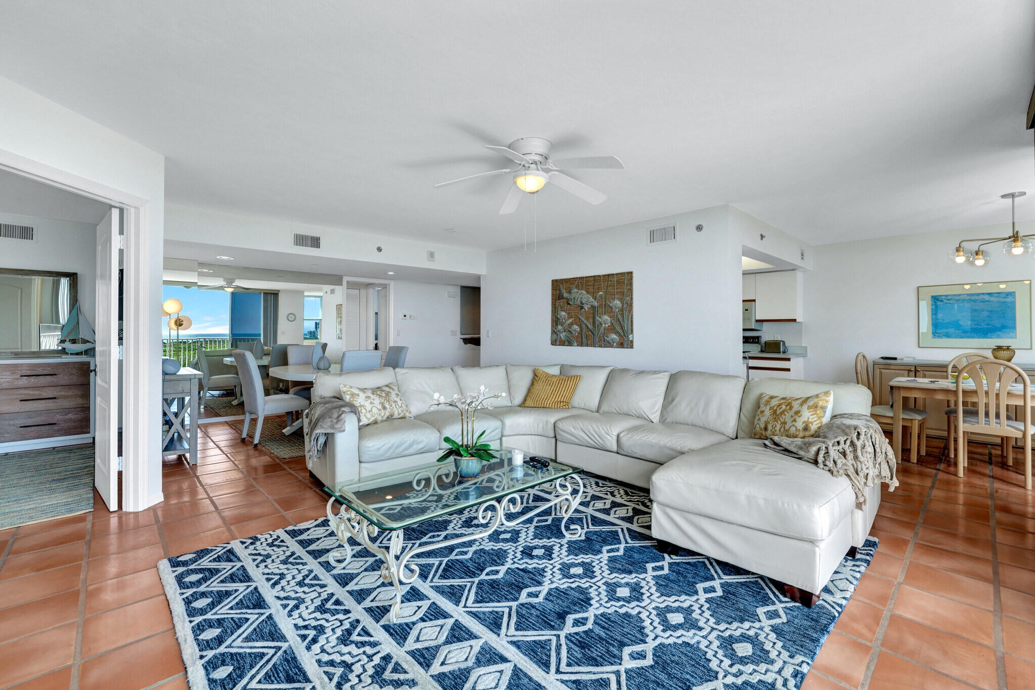 Building Photo - 6361 Pelican Bay Blvd