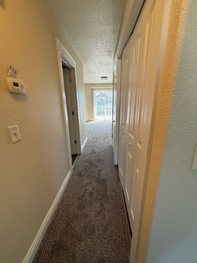 Building Photo - 115 Montalto Dr