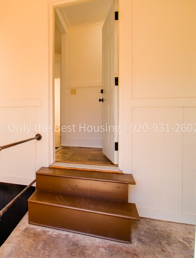 Building Photo - 728 Franklin St