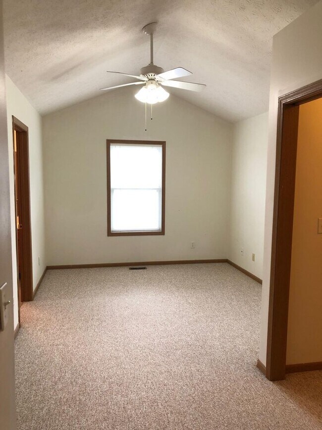 Building Photo - 2747 Wyndham Ct