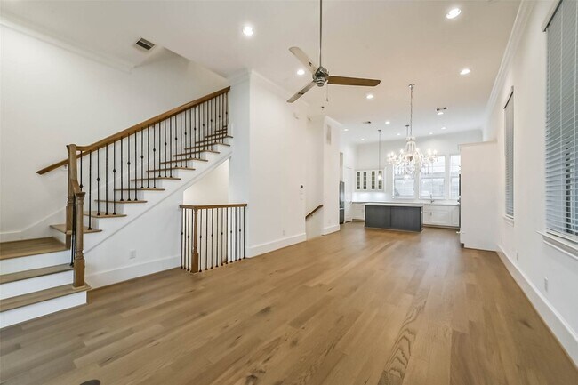 Building Photo - 4019 University Grove St