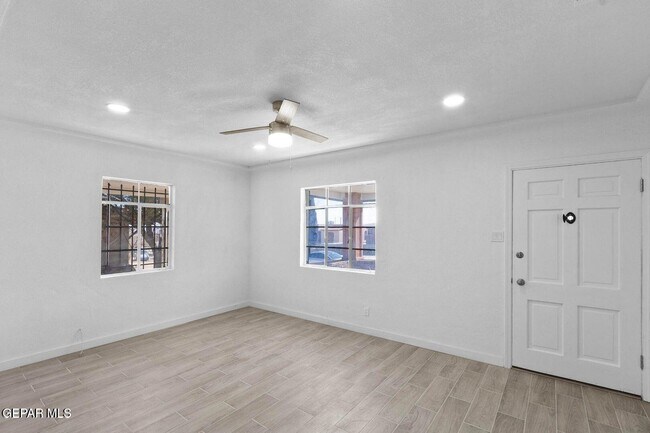 Building Photo - 3605 Taylor Ave