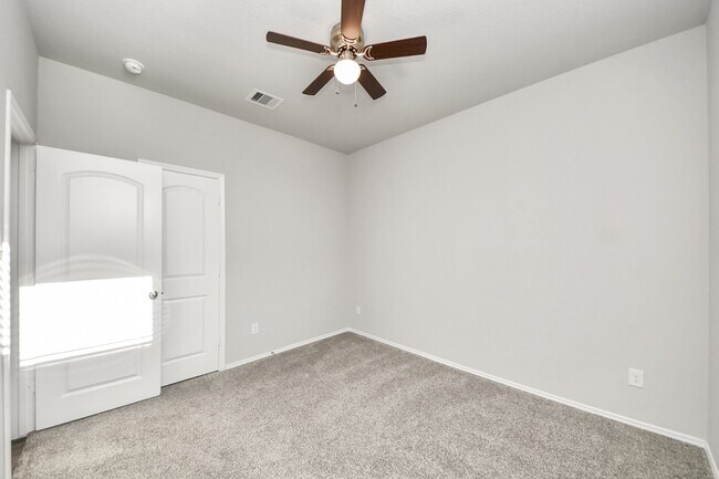Building Photo - 21234 Bellaria Summit Trail