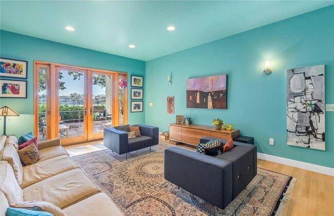 Building Photo - 838 Monterey Blvd NE