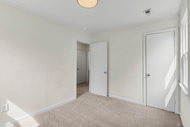 Building Photo - Renovated 3-Bedroom Home with Spacious Yard & Detached Garage