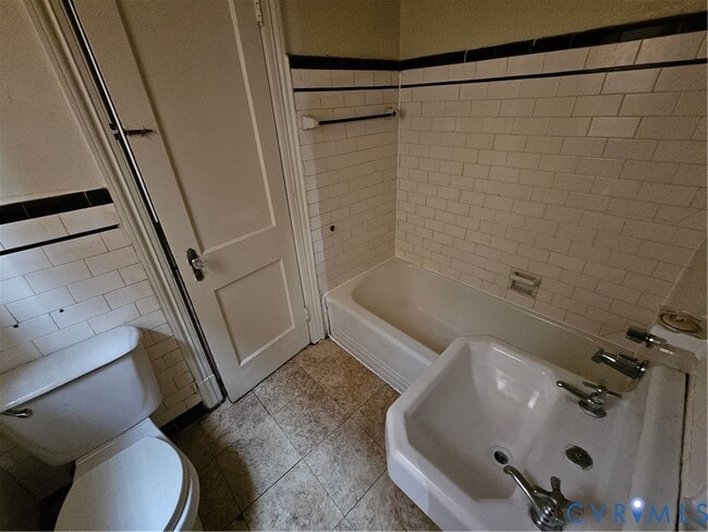 Building Photo - 611 E Brookland Park Blvd