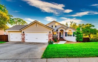 Building Photo - 3293 Woedee Dr