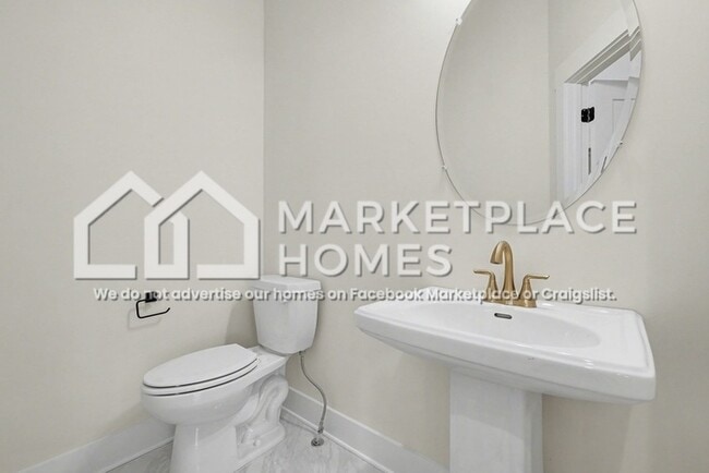 Building Photo - 972 Dozier Pl