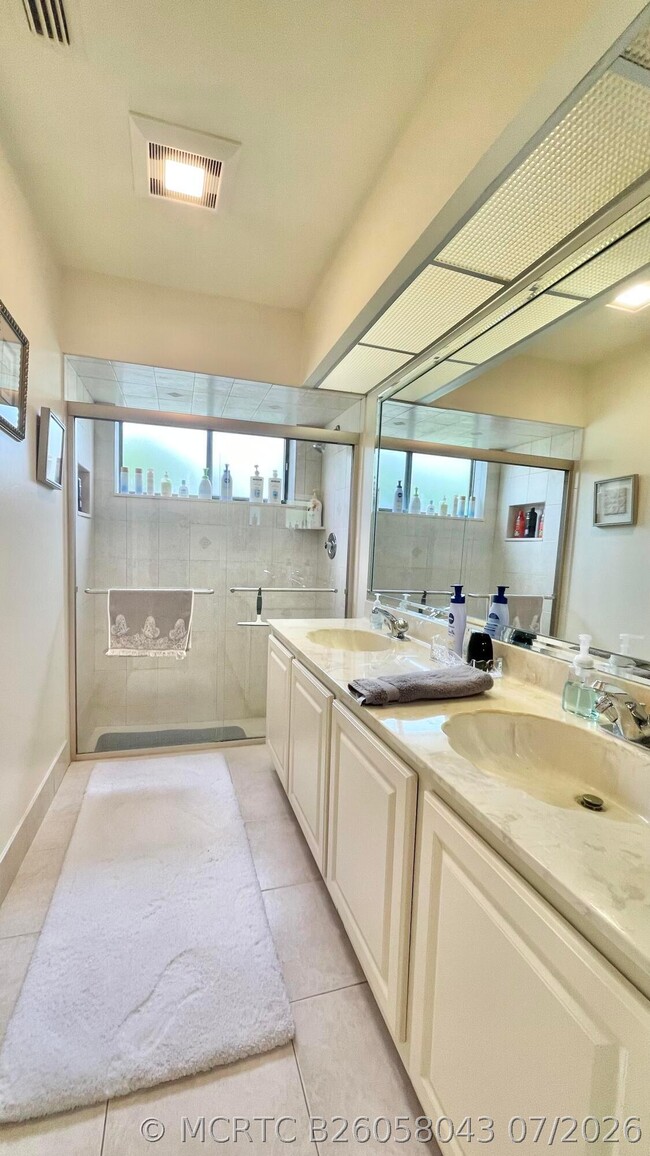 Building Photo - 5662 Ainsley Ct