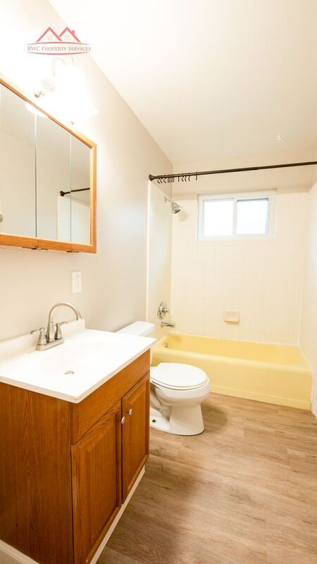 Building Photo - 868 Miller Ave