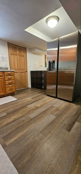 Building Photo - 3 bedrooms For Rent