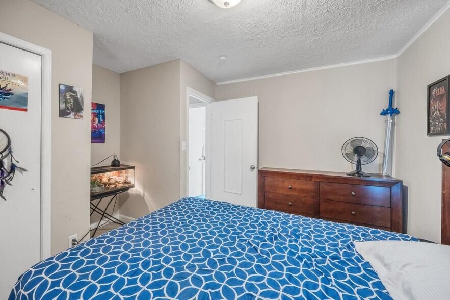 Building Photo - 83 Summit Ridge Cir SE