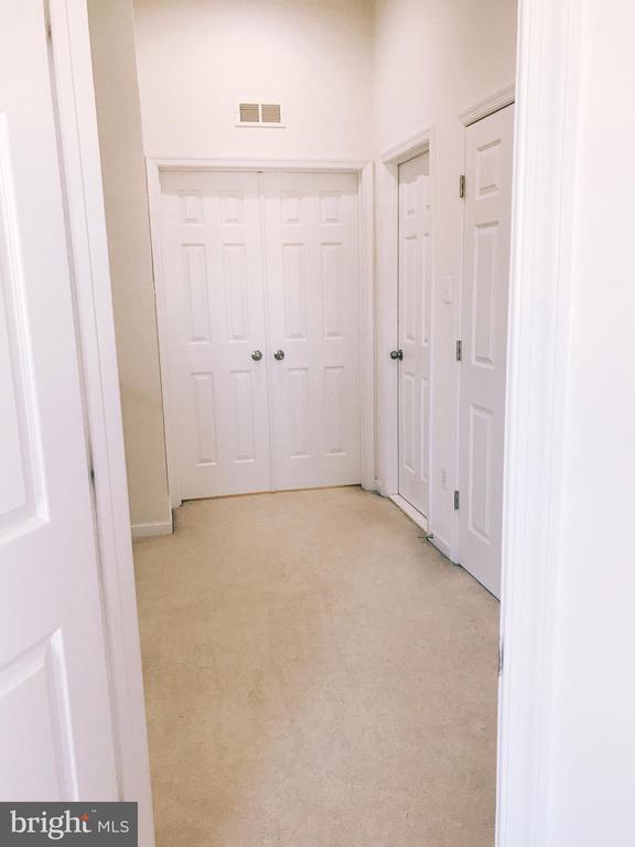 Building Photo - 7806 River Rock Way