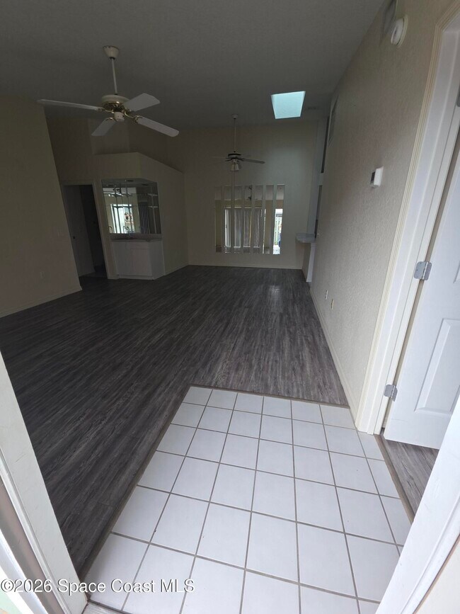 Building Photo - 1922 Quail Ridge Ct