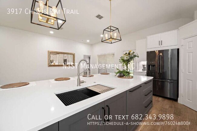 Building Photo - 3917 Chisos Rim Trail