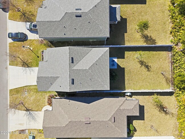 Building Photo - 184 Dahlia Falls Dr